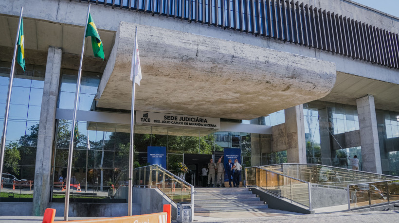 Foto de apoio ilustrativo: dois adolescentes suspeitos de ato infracional análogo a homicídio tiveram a internação provisória determinada por 45 dias pelo Tribunal de Justiça do Estado do Ceará (TJCE)

