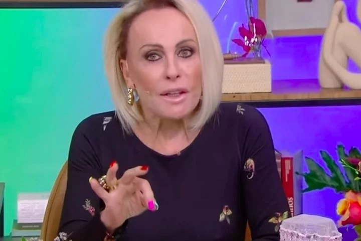 A partir daí [do processo], a gente se fala depois. Eu não vou mais falar disso, não vou dar plateia pra quem não merece”, finalizou a apresentadora.