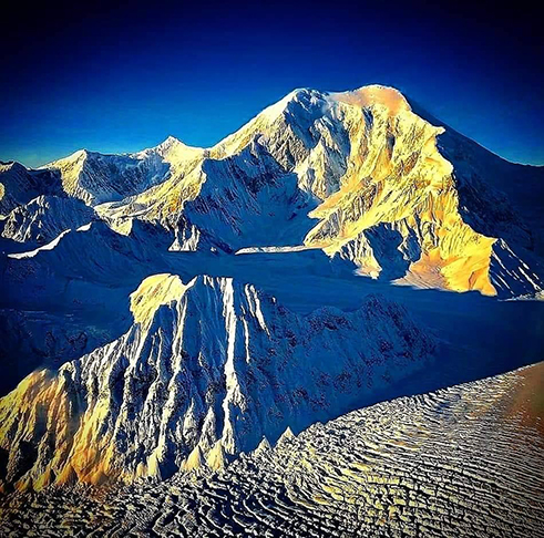 Com o decreto, Trump rende homenagem a William McKinley, presidente dos EUA entre 1987 e 1901. Denali é o nome que os nativos da região usaram para se referir à montanha de 6 mil metros, a mais alta da América do Norte.

