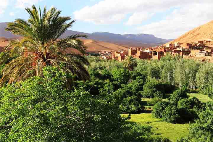 Essas estruturas antigas, que resistem ao tempo, são testemunhas imutáveis da rica e longa história deste lugar incrível!