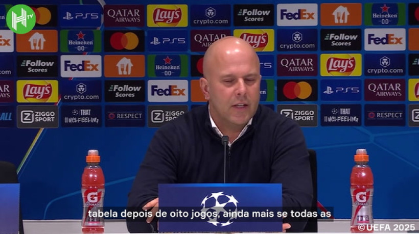 Slot não vê liderança como garantia para sonho de título da Champions League