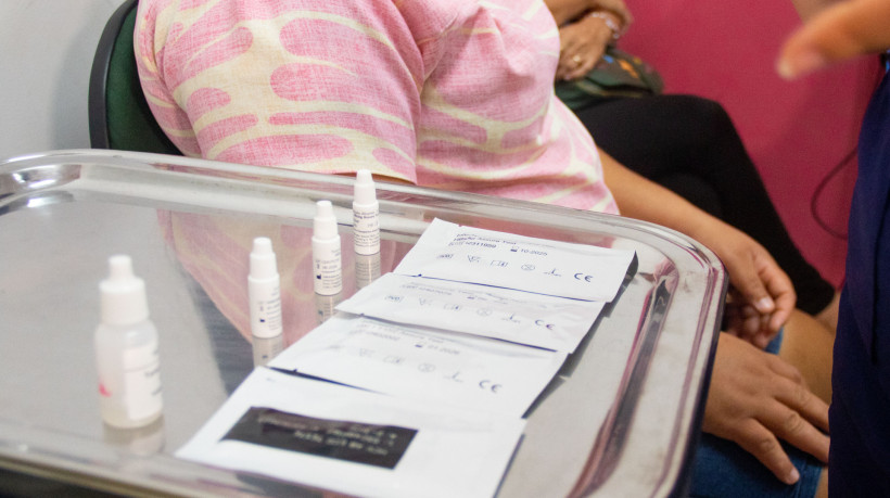 Em Fortaleza, a PrEP é ofertada atualmente apenas nos Serviços Ambulatoriais Especializados (SAEs) e em Centros de Testagem e Aconselhamento (CTAs) da Prefeitura. 