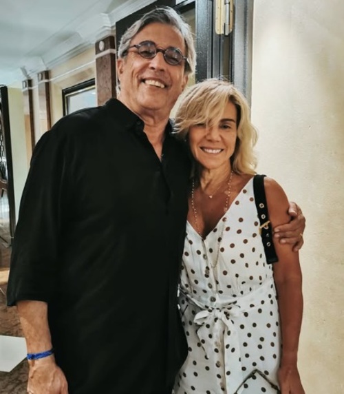 Na vida pessoal, Ivan foi casado com Lucinha Lins entre 1971 e 1982 . Do casamento nasceram João Lins e Cláudio Lins além de adotarem Luciana Lins. Claudio também se tornou cantor. Depois Ivan se casou com Valéria Lins (foto).  