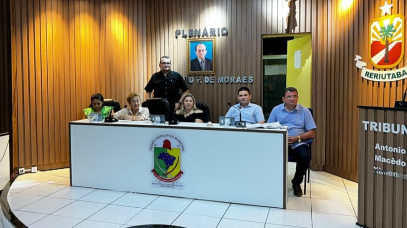 A Câmara do município de Reriutaba aprovou o reajuste do piso salarial para professores em 7,1%