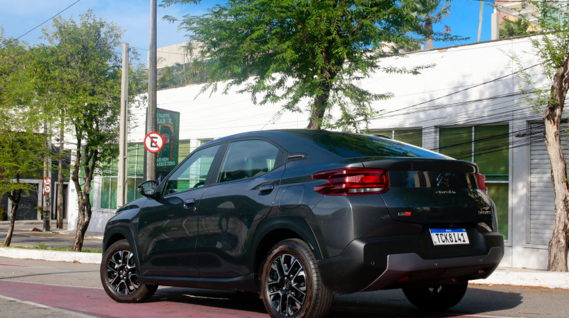 Caso o cidad&atilde;o possua outros ve&iacute;culos, o aplicativo permite adicion&aacute;-los ou exclu&iacute;-los na listagem