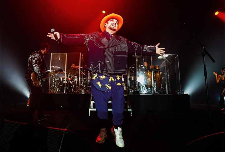 Boy foi condenado a limpar ruas por uma semana, em 2006, por ter ligado para a polícia e simular um assalto em seu apartamento. O cantor foi condenado, em 2009, a 15 meses por manter o acompanhante norueguês, Audun Carlsen, sequestrado em sua casa, sendo solto quatro meses depois, por bom comportamento.