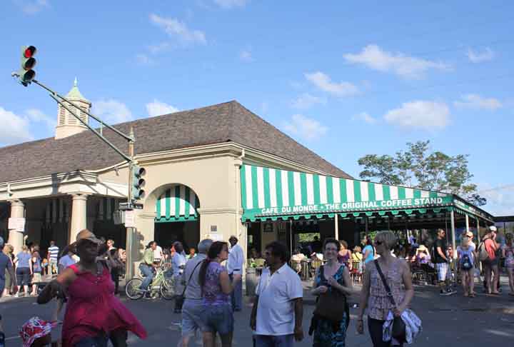 5º lugar: Café Du Monde, em Nova Orleans - Beignets.