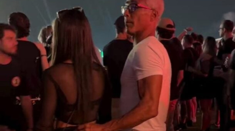 Ex-jogador começou relacionamento durante o último período eleitoral; Os dois estão juntos há seis meses 