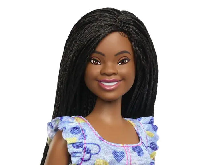 A Mattel também apresentou uma nova Barbie com síndrome de Down. Ambas fazem parte da linha Fashionista.