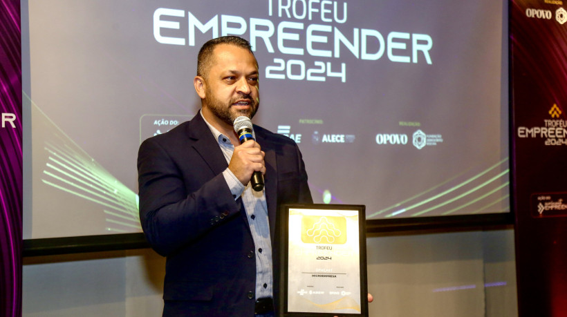 Aos 40 anos e formado em administração e web design, Carlos Aragão, fundador do podcast, sempre teve uma forte veia para o empreendedorismo