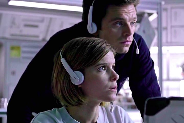 Stan também trabalhou em filmes aclamados pela crítica, incluindo Cisne Negro (2010), Perdido em Marte (2015 - foto) e Logan Lucky: Roubo em Família (2017).