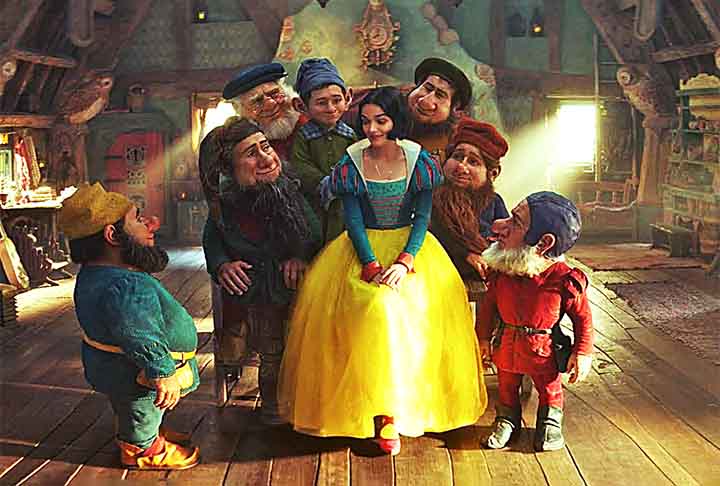 Branca de Neve terá direção de Marc Webb (O Espetacular Homem-Aranha) tem previsão de estreia para 21 de março de 2025 nos cinemas brasileiros.