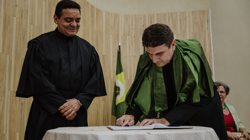 UECE reconduz reitor e vice para novo mandato à frente da instituição