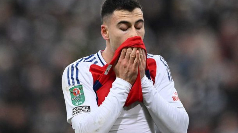 Segundo Mikel Arteta, lesão parece ser no tendão da coxa, porém brasileiro deve passar por exames nos próximos dias para ter o diagnóstico 