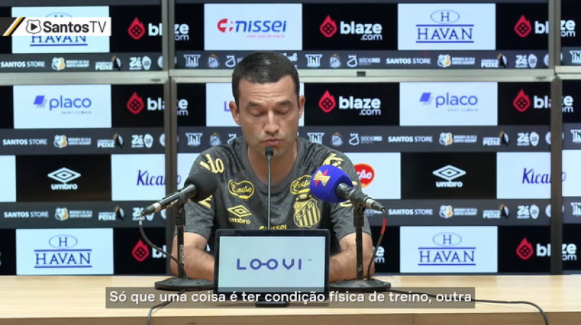 Auxiliar de Caixinha elogia reestreia de Neymar: 'Mais do que boa'