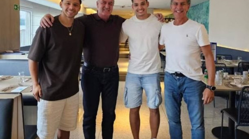 Gustavo Alfaro veio à São Paulo e se encontrou com Bobadilla, Ángel Romero e Gustavo Gómez 