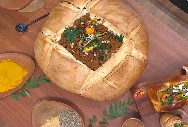 Bunny Chow: Originário da África do Sul, o bunny chow é um pão redondo com o miolo retirado e recheado com um curry picante de carne ou legumes.