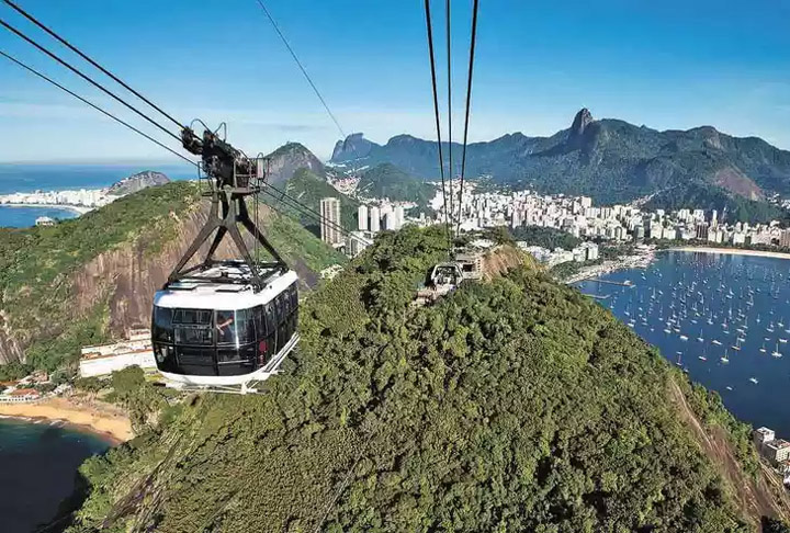 No total, são quatro gôndolas, cada uma com capacidade para até 65 passageiros. A altitude máxima do bondinho chega a 396 metros.