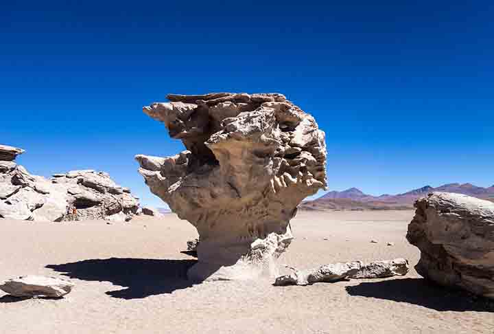 A atração turística do Salar de Uyuni é uma das principais fontes de receita para a região.