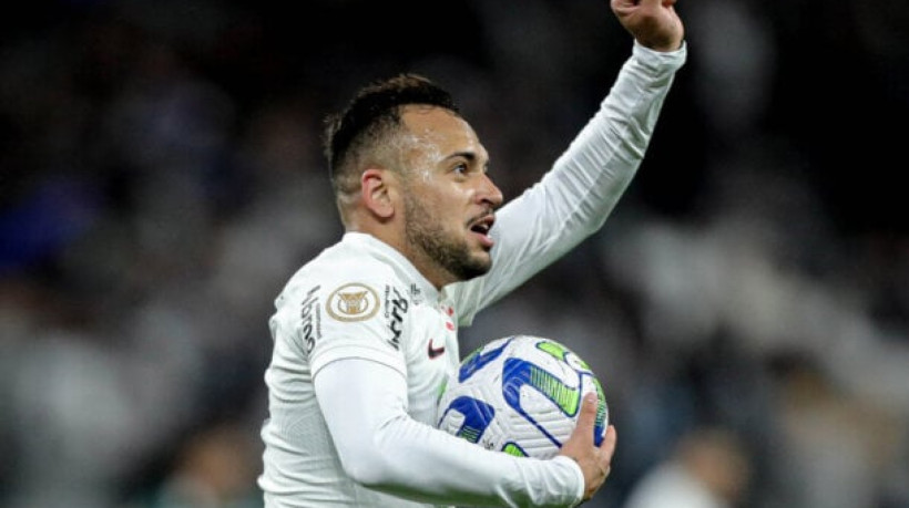 Volante entrou no segundo tempo da vitória sobre o São Bernardo e disse que ainda não está 100% fisicamente