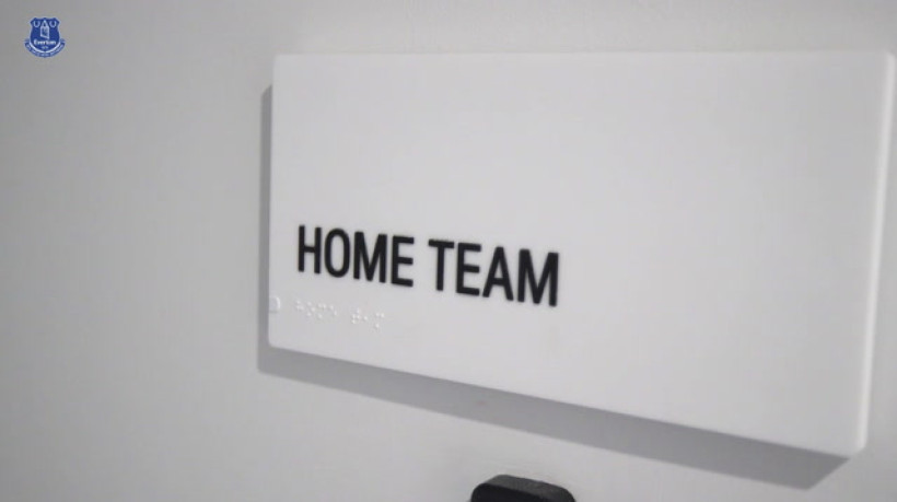 Conheça o vestiário do novo estádio do Everton