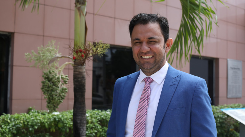 Pedro Ferreira Mesquita Filho, conhecido como PP Cell foi camelô nas ruas de Fortaleza e hoje é empresário e vereador