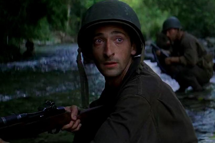 Em 1998, por exemplo, atuou no épico de guerra Além da Linha Vermelha, de Terrence Malick (A Árvore da Vida, 2011).