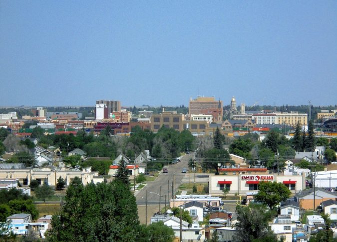 Sua capital e maior cidade é Cheyenne, fundada em 1867.