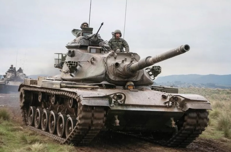 Quando se fala na proteção de um país, é natural imaginar um exército com soldados e muito armamento. Porém, alguns países não possuem Forças Armadas ou, quando têm, a corporação é bem limitada. Aqui trouxemos 20 nações que se encontram nessa situação, no mínimo, curiosa.