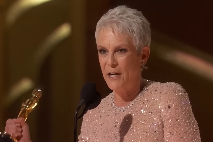 Em 2023, Curtis viveu o ápice de sua carreira ao levar para casa o Oscar de Melhor Atriz Coadjuvante por Tudo em Todo o Lugar ao Mesmo Tempo (2022).