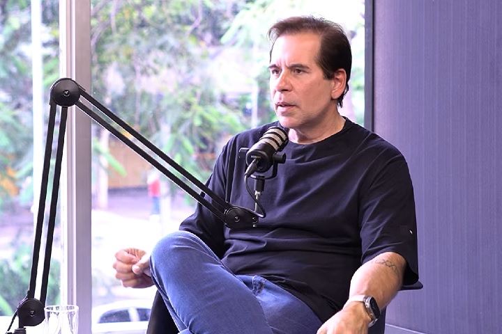 Cheguei a falar para o meu pai: 'você destruiu a minha vida', disse Hassum sobre uma das visitas que fez na cadeia.