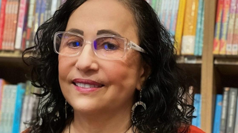 Escritora Fátima Lêda Barros Almada