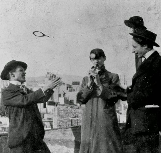 O início do século 20 marcou o começo do que ficou conhecido como o Período Azul (1901-1904). Esse fase foi desencadeada pela morte de seu amigo Carlos Casagemas.