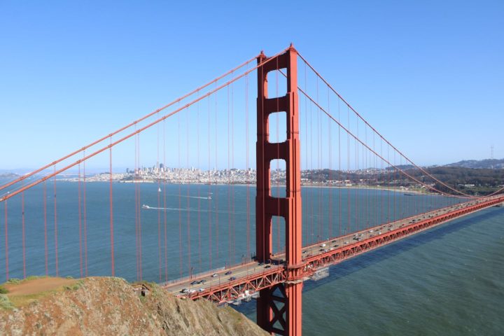 A Califórnia, por sua vez, é o estado mais populoso do país, com mais de 39 milhões de habitantes.