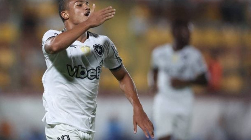 Atacante do Botafogo garantiu o empate em 1 a 1 com o Boavista, neste sábado (15), pela penúltima rodada do Campeonato Carioca