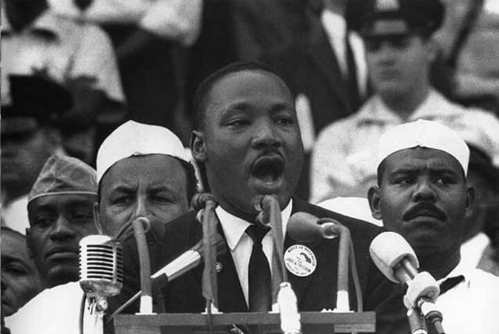 No dia 28 de agosto de 1963, Martin Luther King proferiu no Lincoln Memorial, na capital Washington D.C, o lendário discurso por igualdade racial “Eu Tenho um Sonho” (“I Have a Dream”, no original). 
