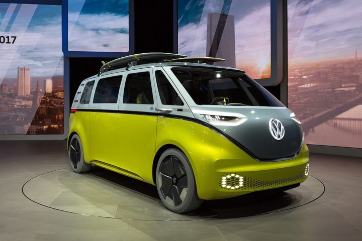 Em 2022, a Volkswagen anunciou a volta da Kombi em uma versão elétrica chamada ID. Buzz, que combina o design clássico com tecnologia moderna. A previsão é de que seja lançada em 2025.