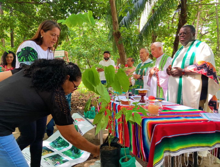 FORTALEZA-CE, BRASIL, 16-02-2025: Missa ecumênica da Igreja em Saída com foco em ecologia e preservação ambiental. (Foto: Lorena Louise/ O Povo)