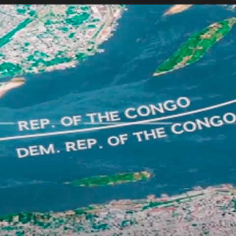 O Rio Congo é o segundo maior da África e abastece o país, que possui um volume anual de 1.283 km³ de recursos hídricos (o maior volume de água doce no continente). 