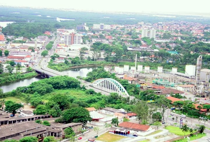 Além disso, a cidade tem feito investimentos em infraestrutura urbana, educação, saúde e transporte público, visando a melhorar a qualidade de vida dos moradores.
