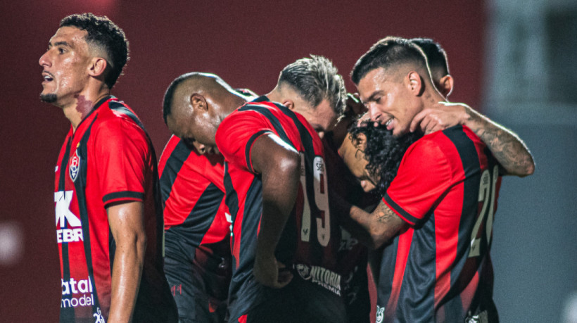 Comandado por Thiago Carpini, Vitória vive boa fase na temporada