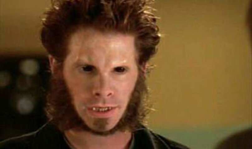 Seth Green viveu Daniel Oz Osbourne em Buffy a Caça Vampiro (1997-2003). Esta foi uma série que acompanhava Buffy, uma jovem com a missão de combater vampiros, demônios e outras criaturas sobrenaturais, enquanto lida com sua vida pessoal. Está disponível no Disney +.