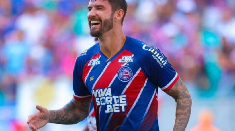 No mesmo dia em que oficializa Otávio, agora foi a vez do Fluminense comunicar a chegada de seu novo camisa 9