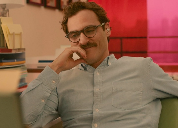 Em entrevistas dadas na época do lançamento do filme, o diretor Spike Jonze disse que o filme não era sobre tecnologia, mas sobre a descoberta do amor e da intimidade.