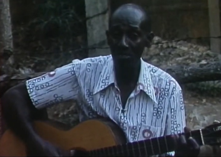 Seu primeiro álbum solo, Sonho de um sambista, foi gravado e lançado em 1979, quando tinha 55 anos.