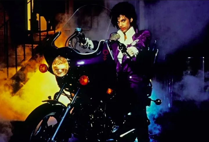 Um dos álbuns mais icônicos da história da música completou 40 anos de existência em 2024. Trata-se de 