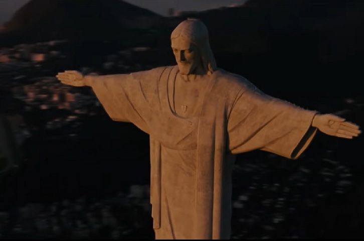 Velozes e Furiosos 5: Operação Rio (2011) - Este filme da franquia Velozes e Furiosos tem várias cenas ambientadas no Rio de Janeiro, incluindo vistas panorâmicas que mostram o Cristo Redentor.