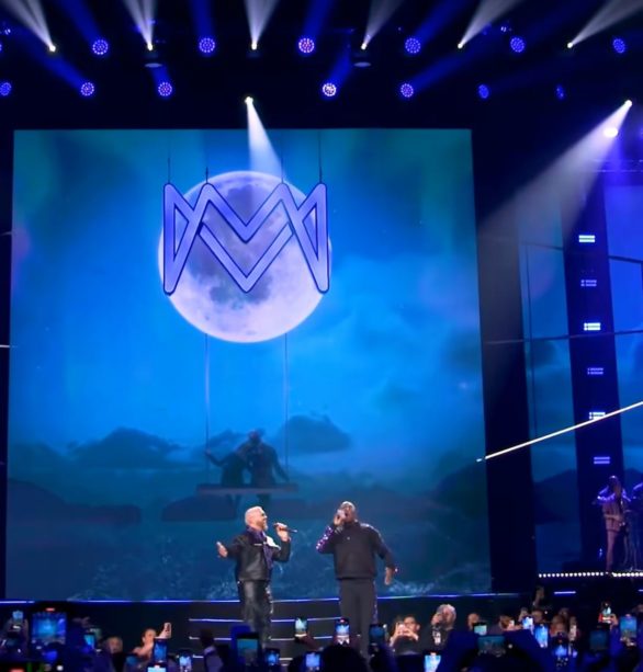 Em determinado momento, Mumuzinho fez uma brincadeira chamando Belo de mais romântico do Brasil e namoradeiro.