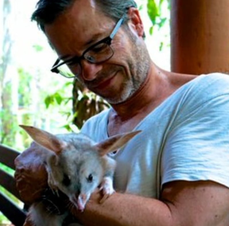 Na primeira década do século 21, Pearce não deixou de atuar em filmes australianos, apesar de seu prestígio em Hollywood. Ele também fez apresentações no teatro.
