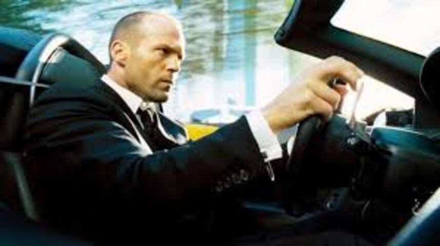 3. Carga Explosiva: Esse sucesso acidental de 2002 sedimentou Statham como astro do cinema de ação. Enquanto Vin Diesel tentava seu lugar a sol com Triplo X, Statham ganhou sua própria série em Hollywood quase sem querer - e com um personagem monossilábico.